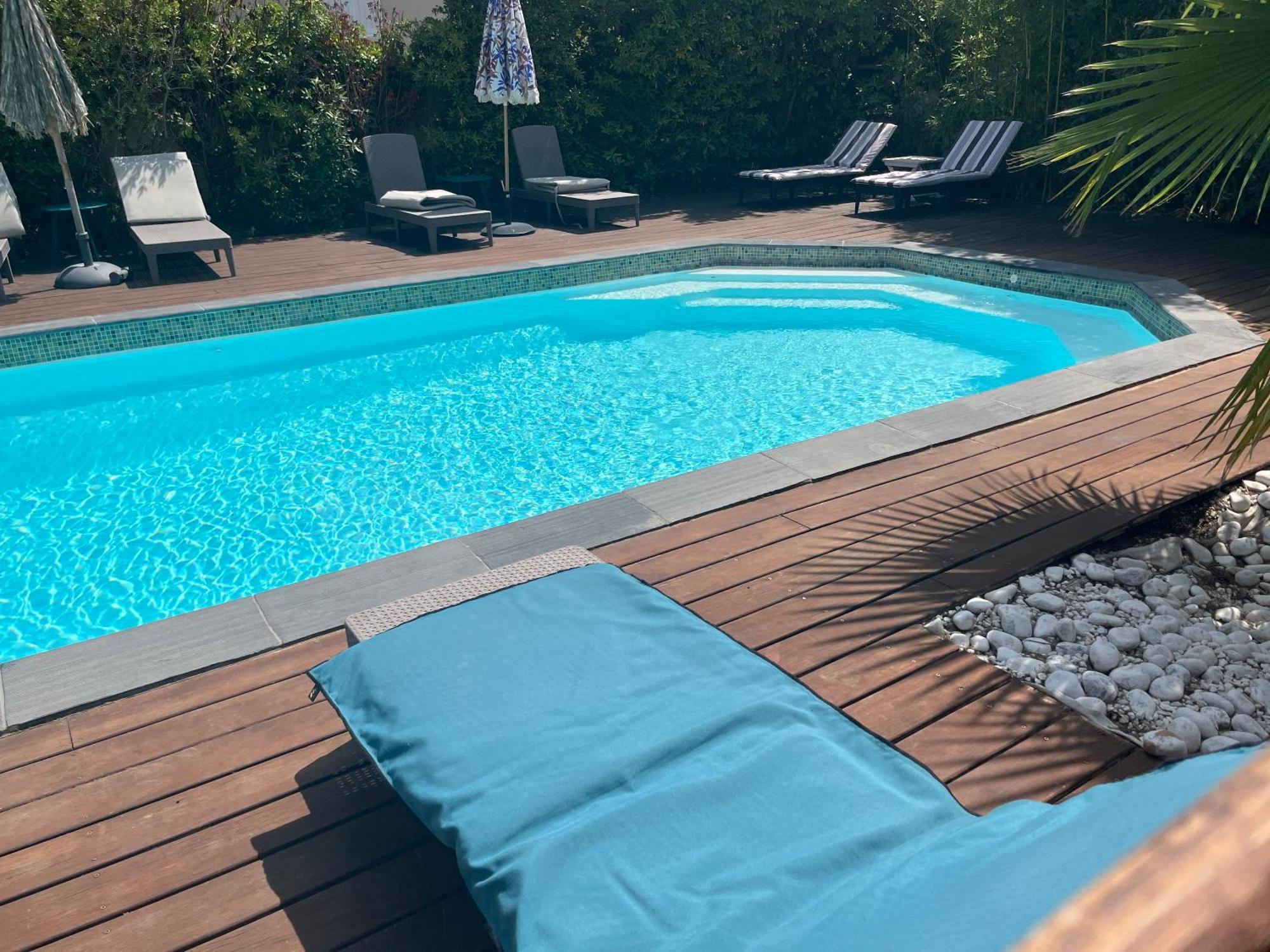 Le Synaya Hotel 3*